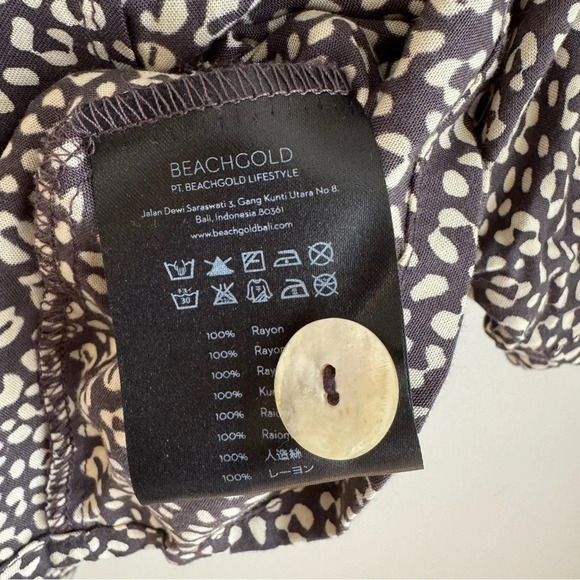 BEACHGOLD Anthropologie Medium Button Down Rayon Animal Print Abstract - Picture 6 of 8